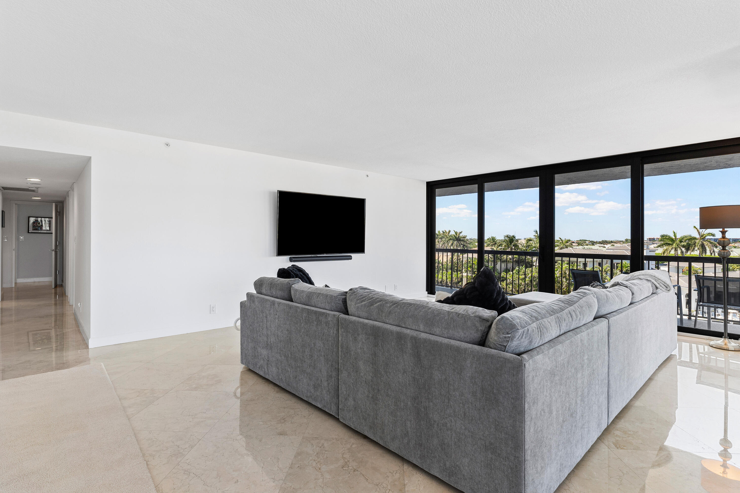 BRAEMAR ISLE CONDO - Residential