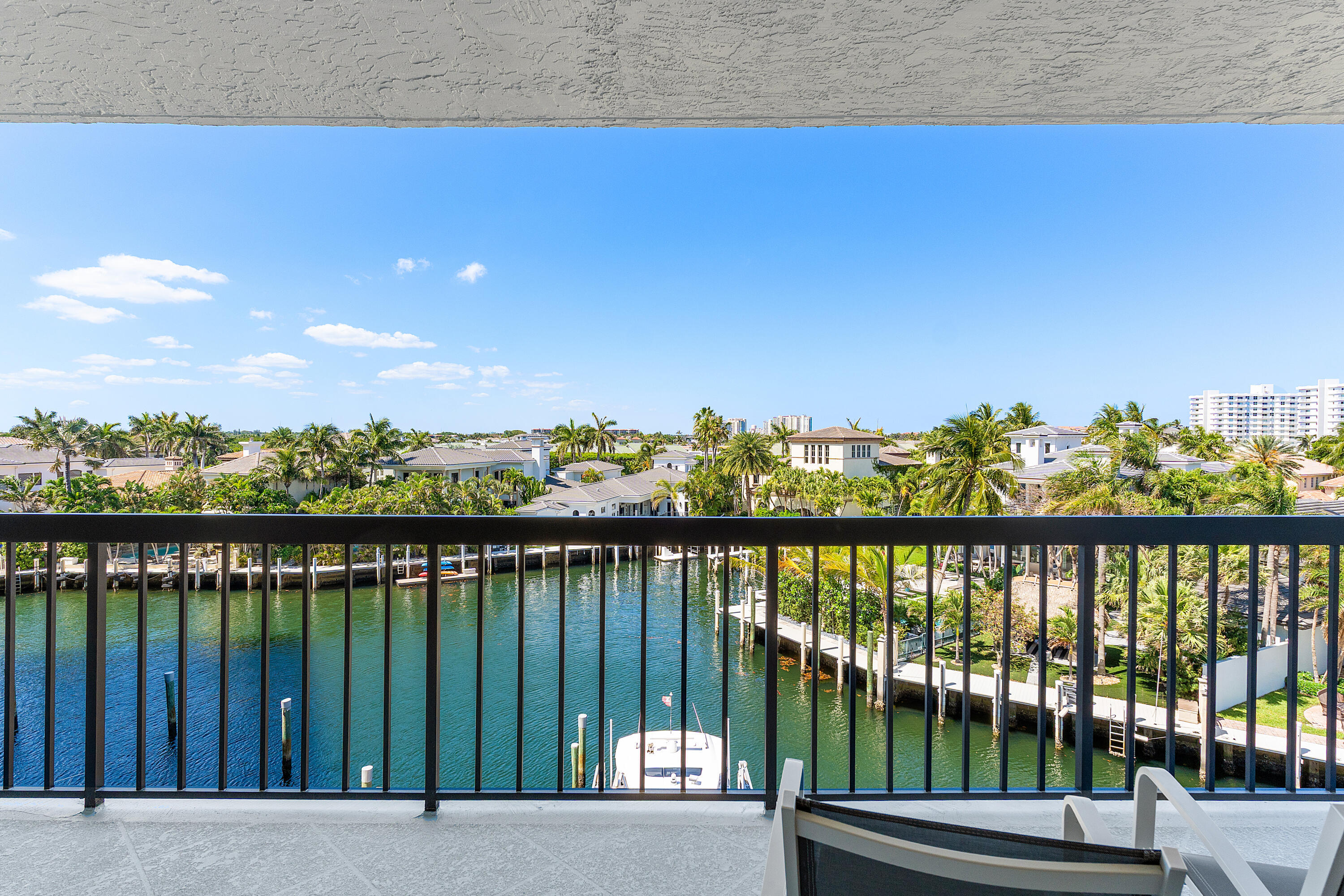 BRAEMAR ISLE CONDO - Residential