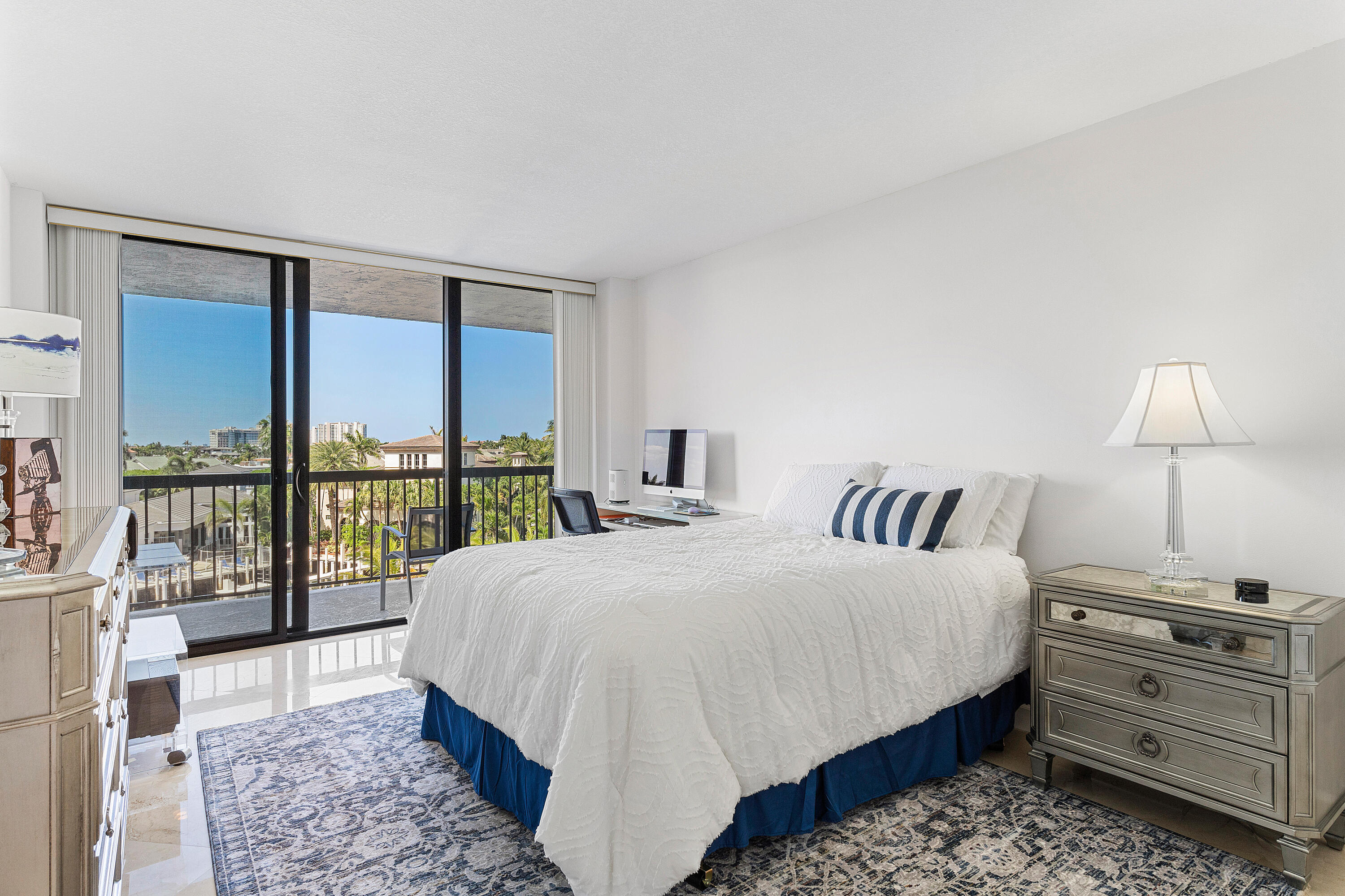 BRAEMAR ISLE CONDO - Residential