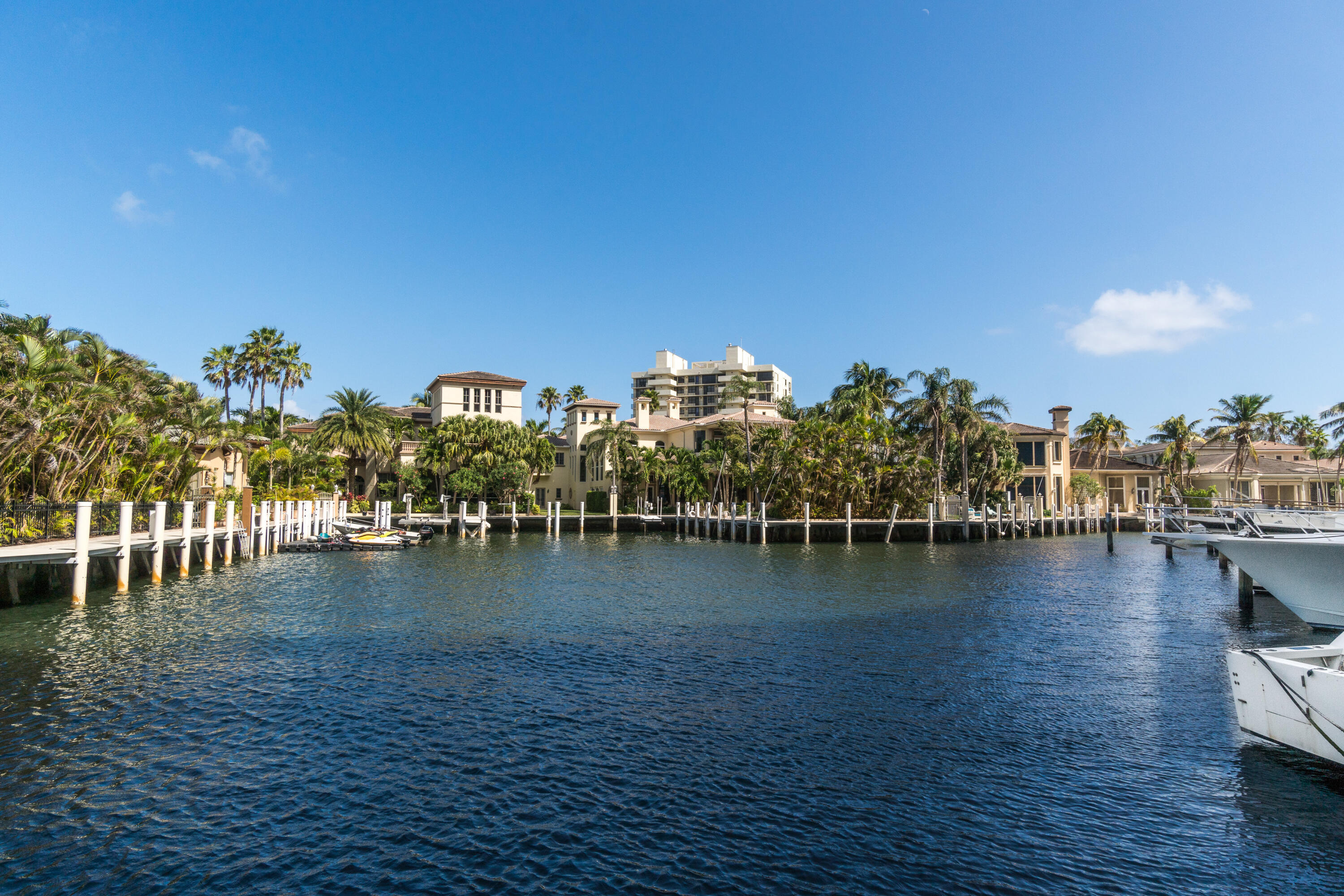BRAEMAR ISLE CONDO - Residential