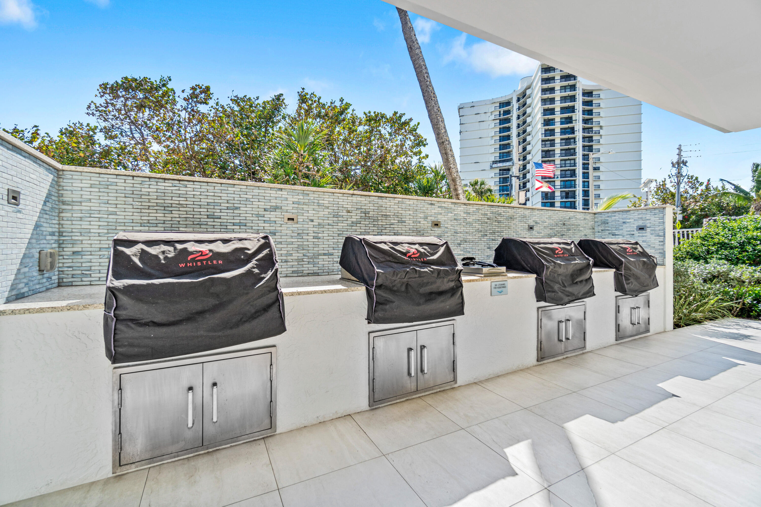BRAEMAR ISLE CONDO - Residential