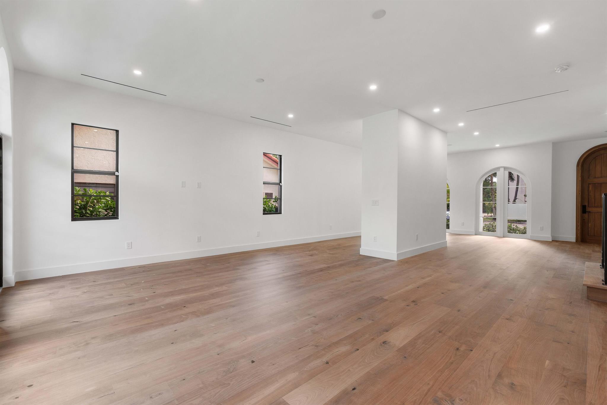 PERSHING PARK LAKE ADD - Residential