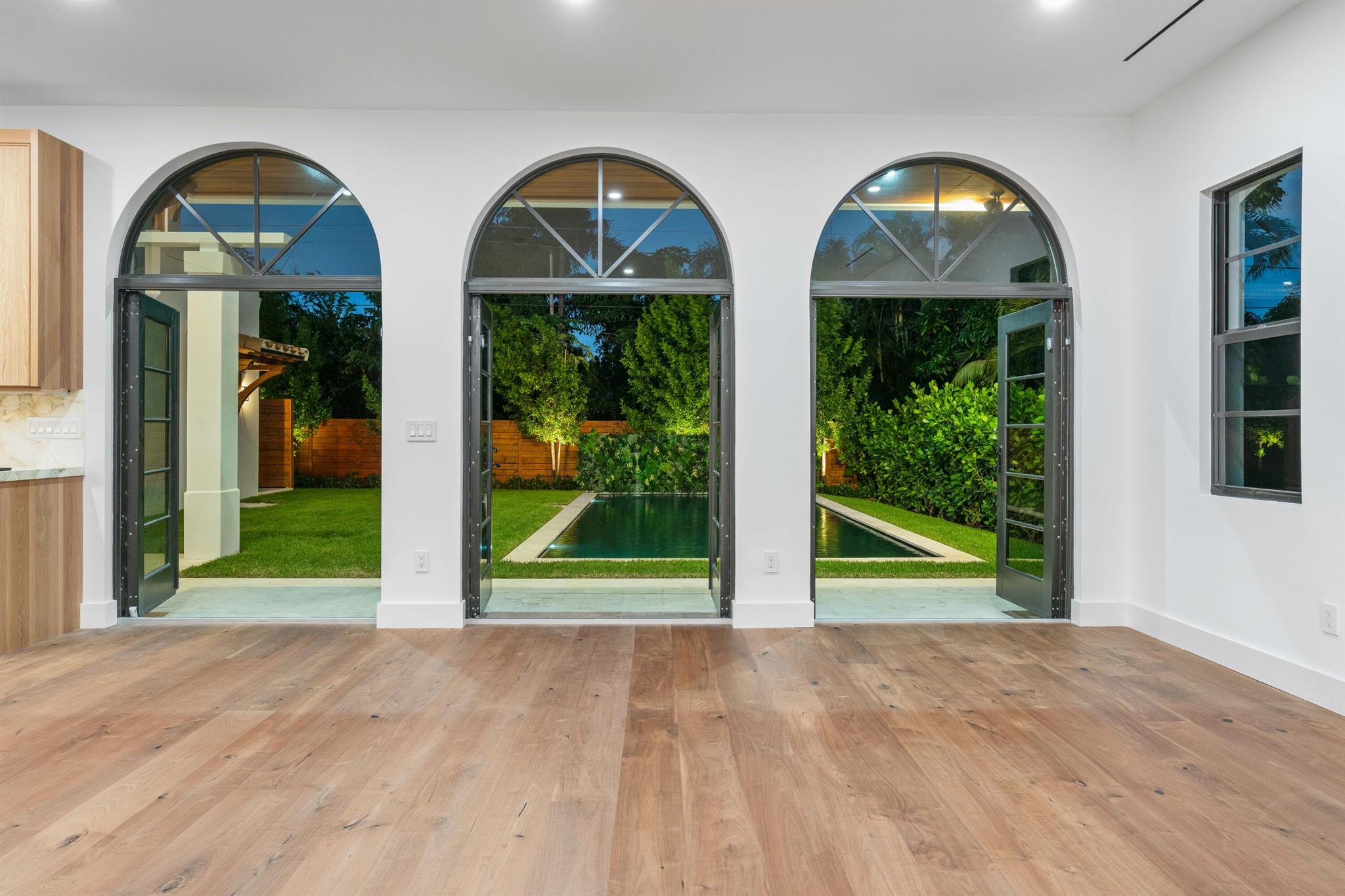 PERSHING PARK LAKE ADD - Residential