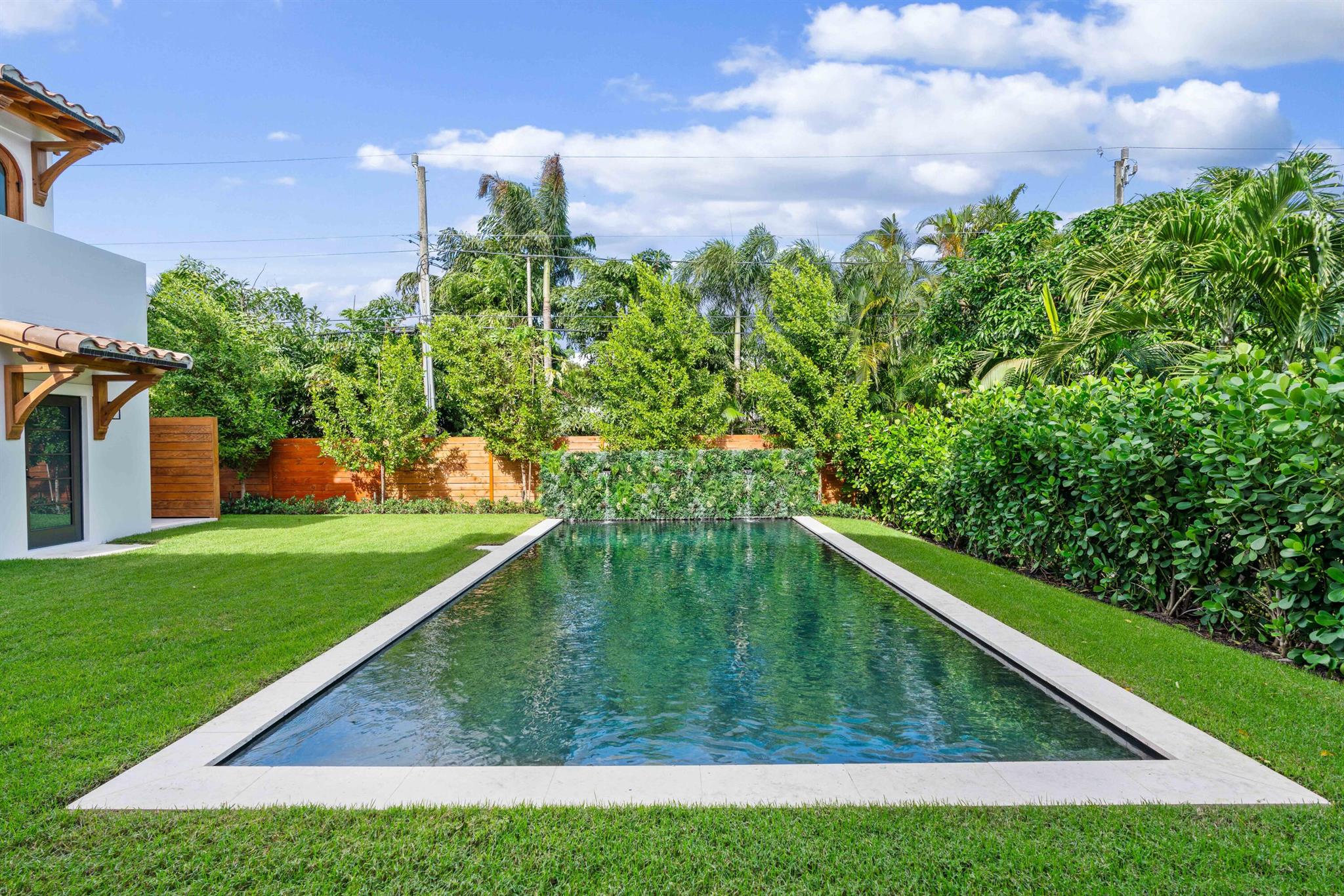 PERSHING PARK LAKE ADD - Residential