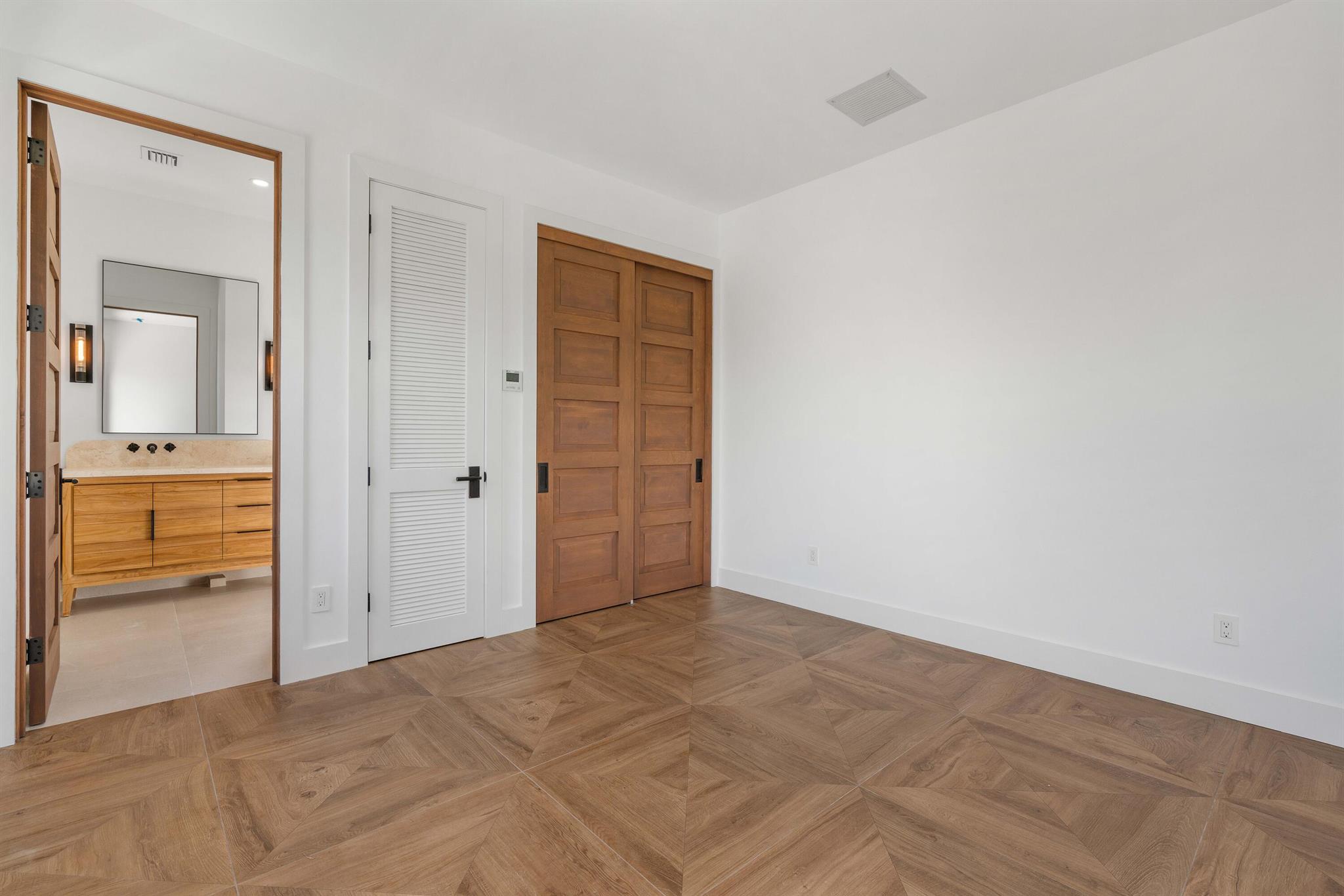 PERSHING PARK LAKE ADD - Residential