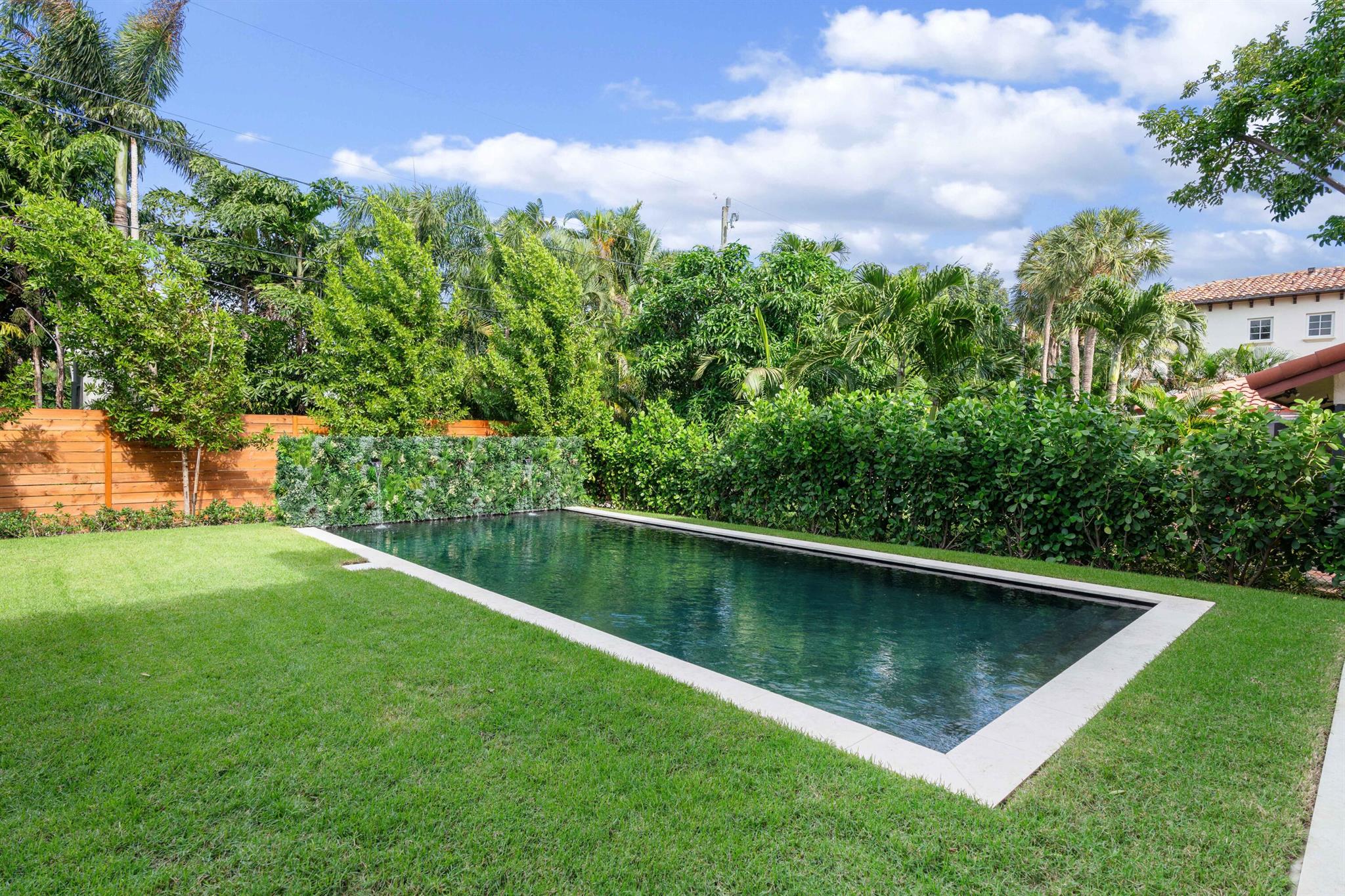 PERSHING PARK LAKE ADD - Residential