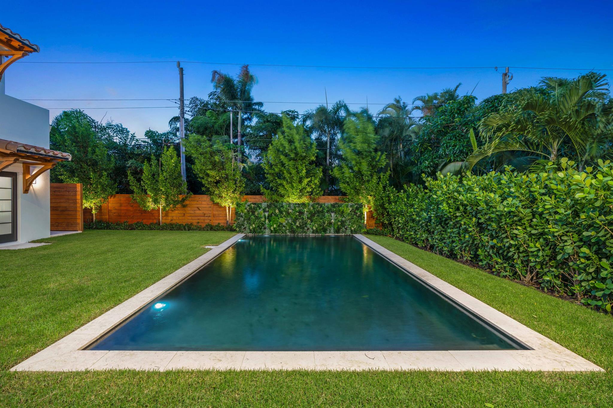 PERSHING PARK LAKE ADD - Residential