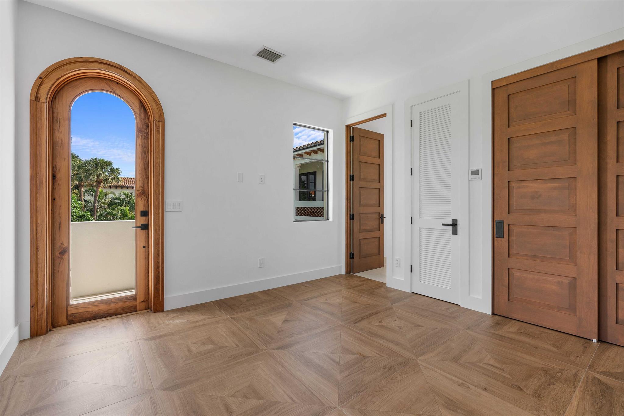 PERSHING PARK LAKE ADD - Residential