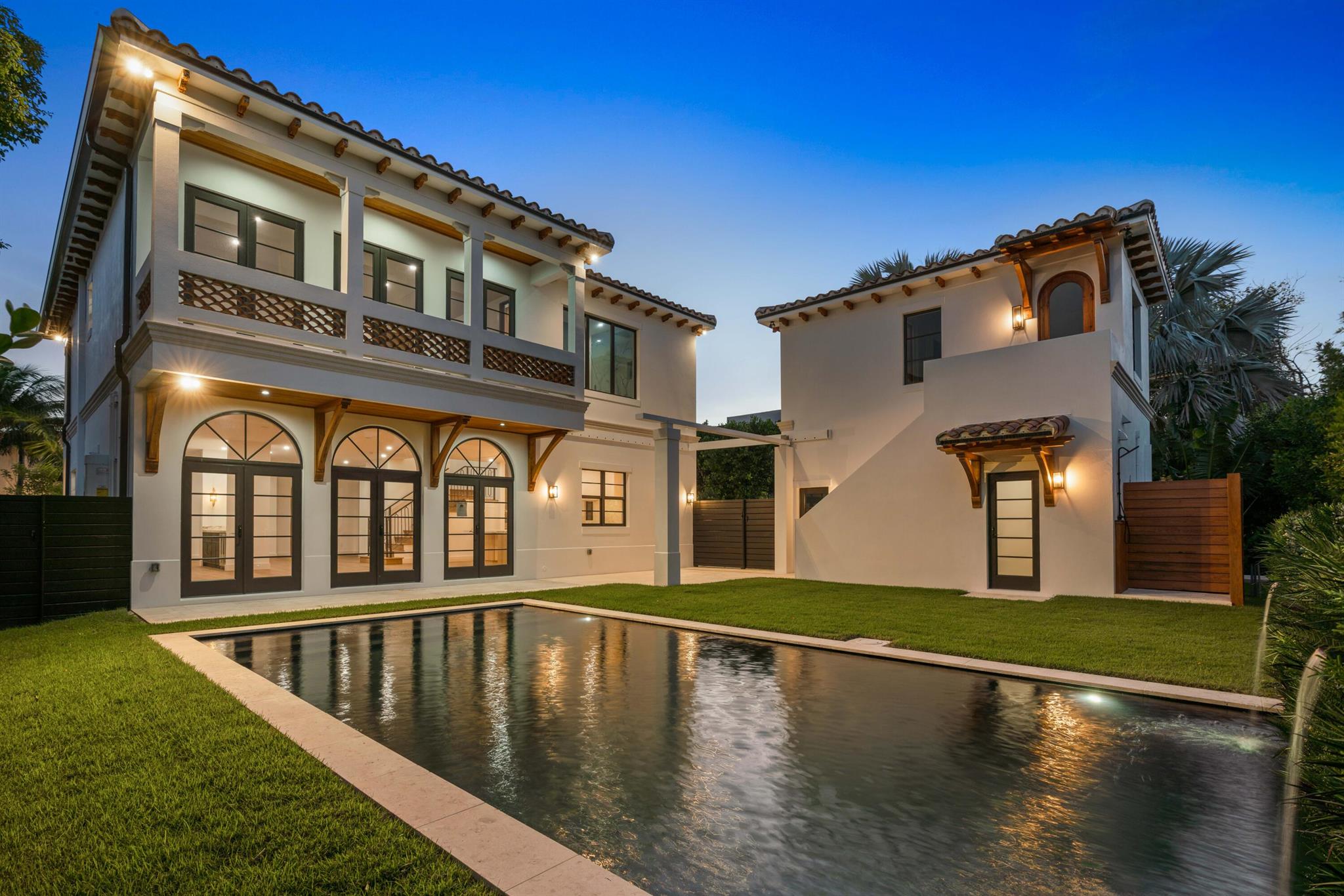 PERSHING PARK LAKE ADD - Residential