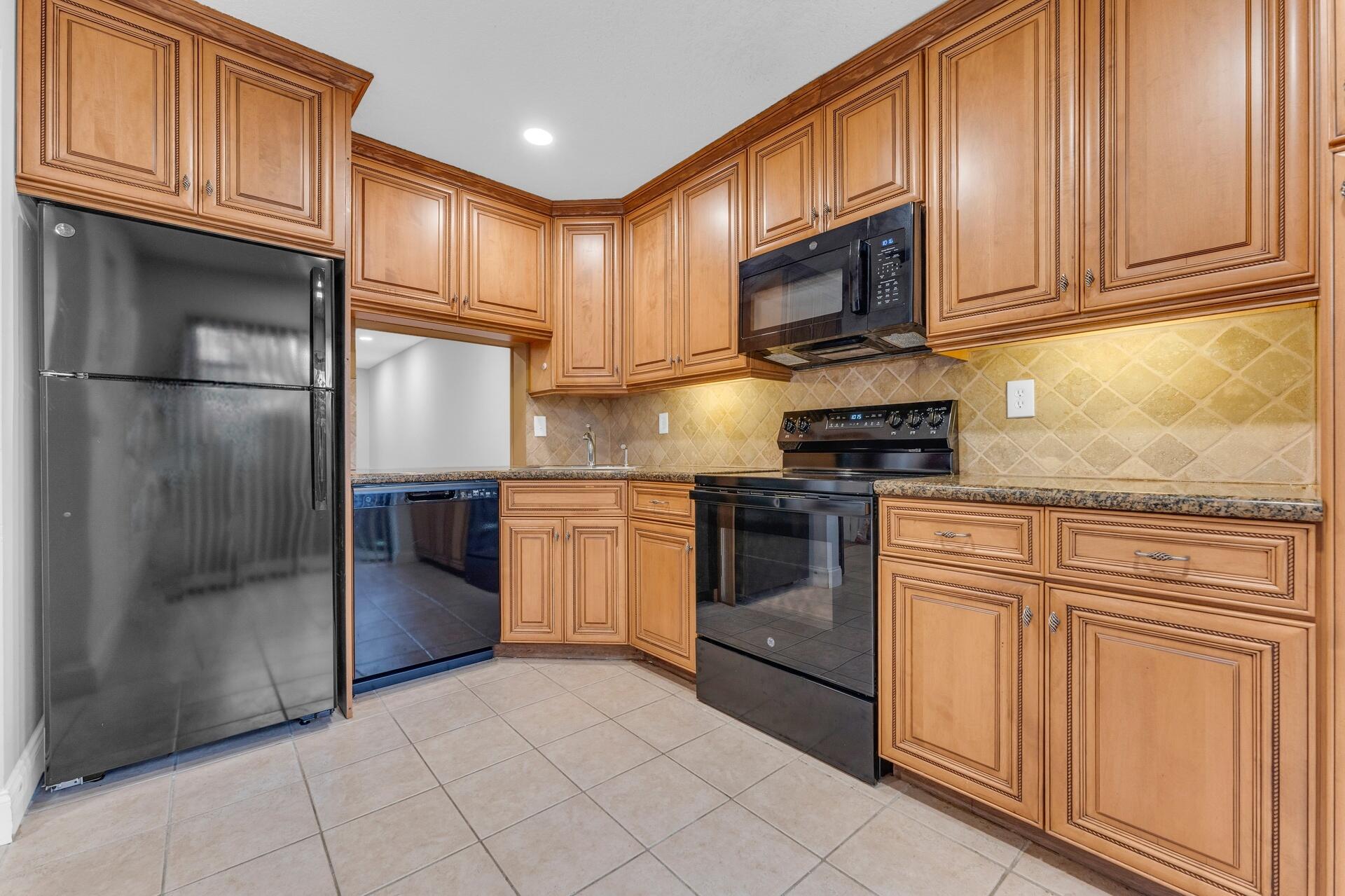 TARTAN COCONUT CREEK PHASE II - Residential