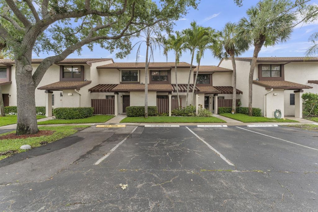 Photo of 4314 Carambola Circle N, Coconut Creek, FL 33066 (MLS # B26022537)