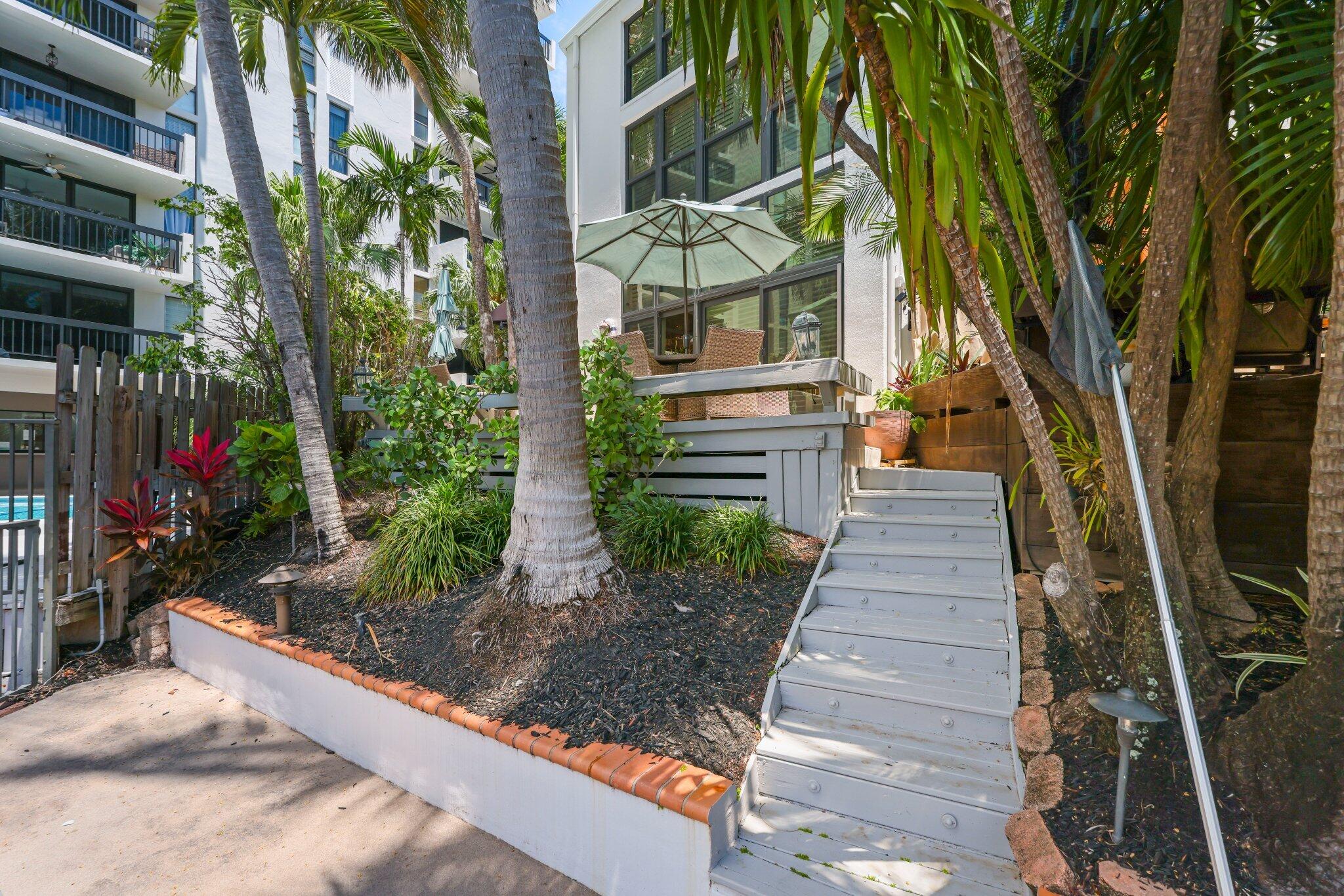 49TH STREET TOWNHOUSE TWO CONDO - Residential