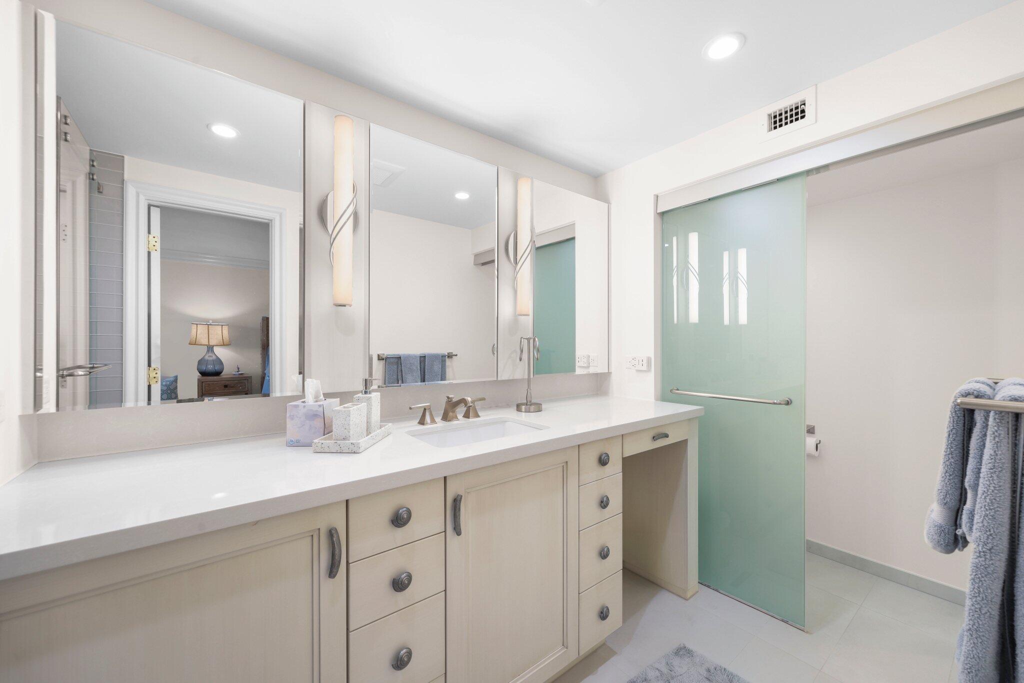 49TH STREET TOWNHOUSE TWO CONDO - Residential