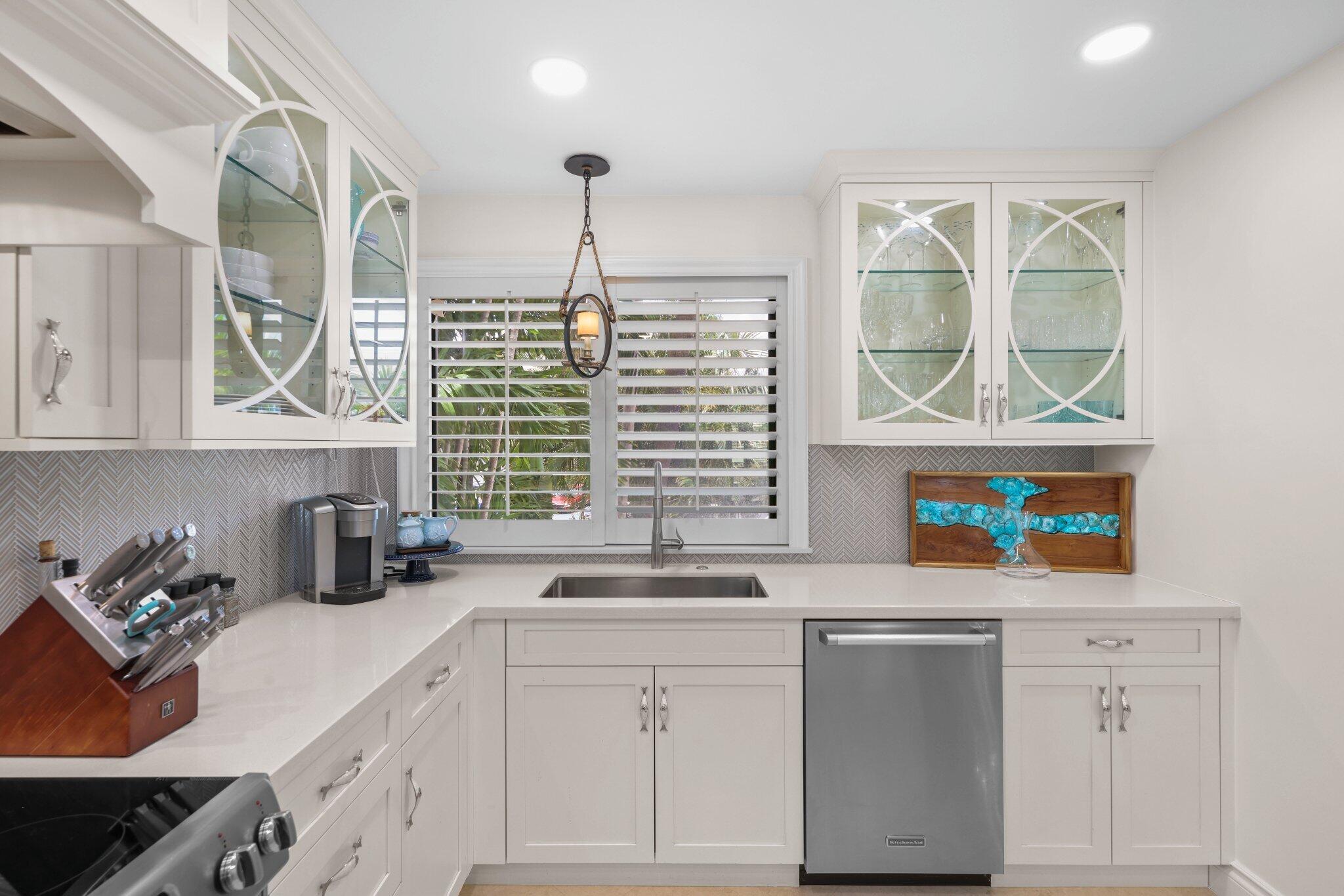 49TH STREET TOWNHOUSE TWO CONDO - Residential