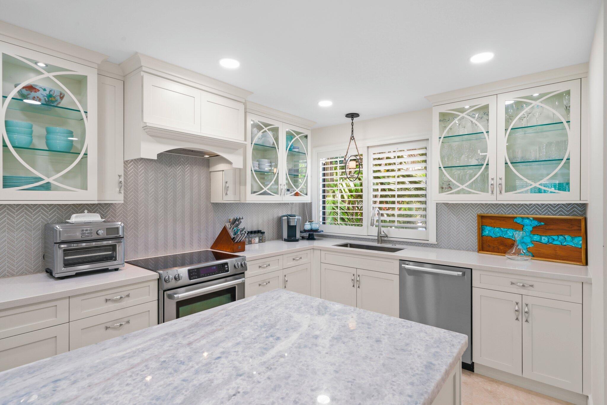 49TH STREET TOWNHOUSE TWO CONDO - Residential