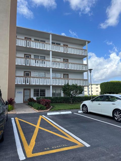 3081 Cornwall E Boca Raton FL 33434