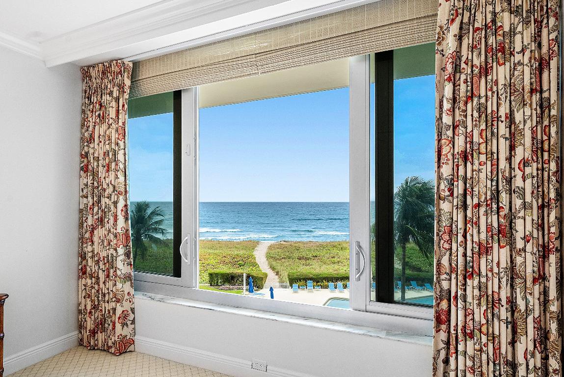 BANYAN HOUSE CONDO - Residential