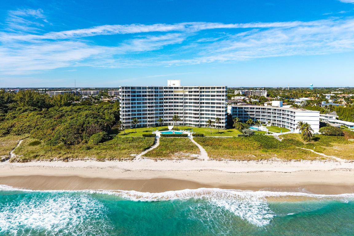 BANYAN HOUSE CONDO - Residential