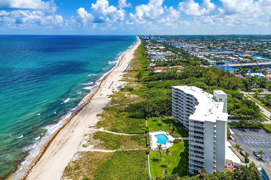 BANYAN HOUSE CONDO - Residential