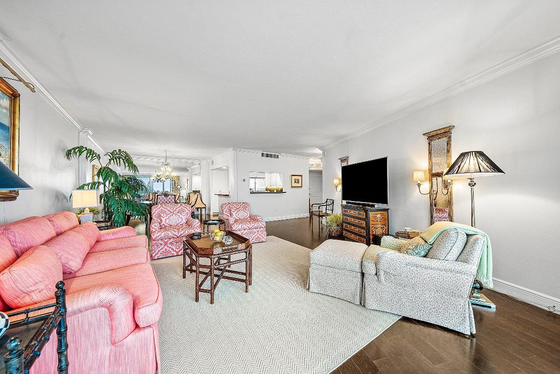 BANYAN HOUSE CONDO - Residential