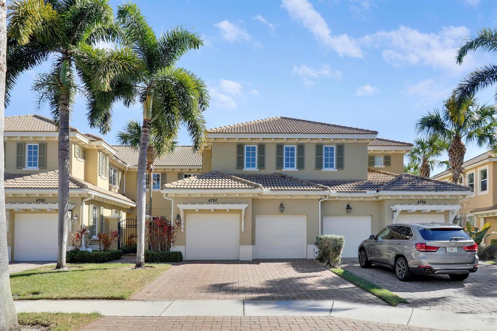 Photo of 4790 Cadiz Circle, Palm Beach Gardens, FL 33418 (MLS # R11046988)