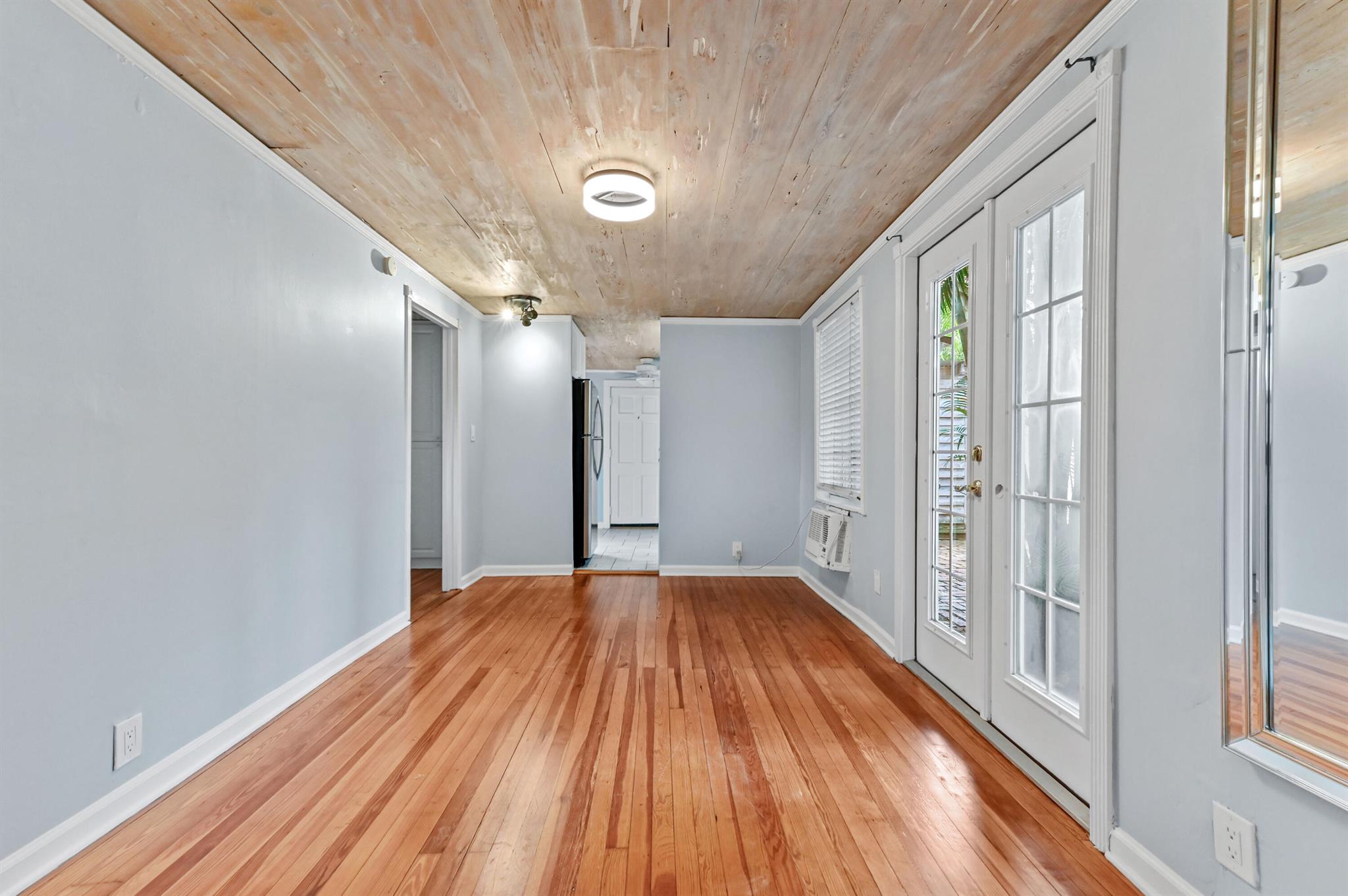 NORTH PALM BEACH - Residential Lease