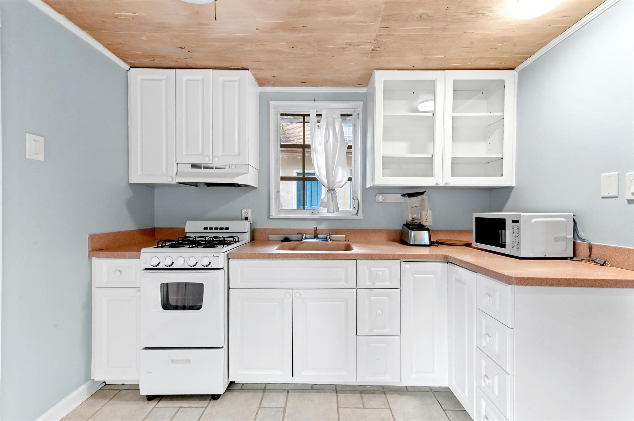 NORTH PALM BEACH - Residential Lease