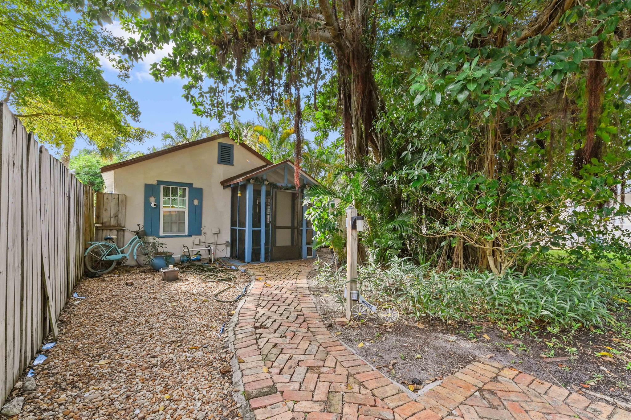 NORTH PALM BEACH - Residential Lease