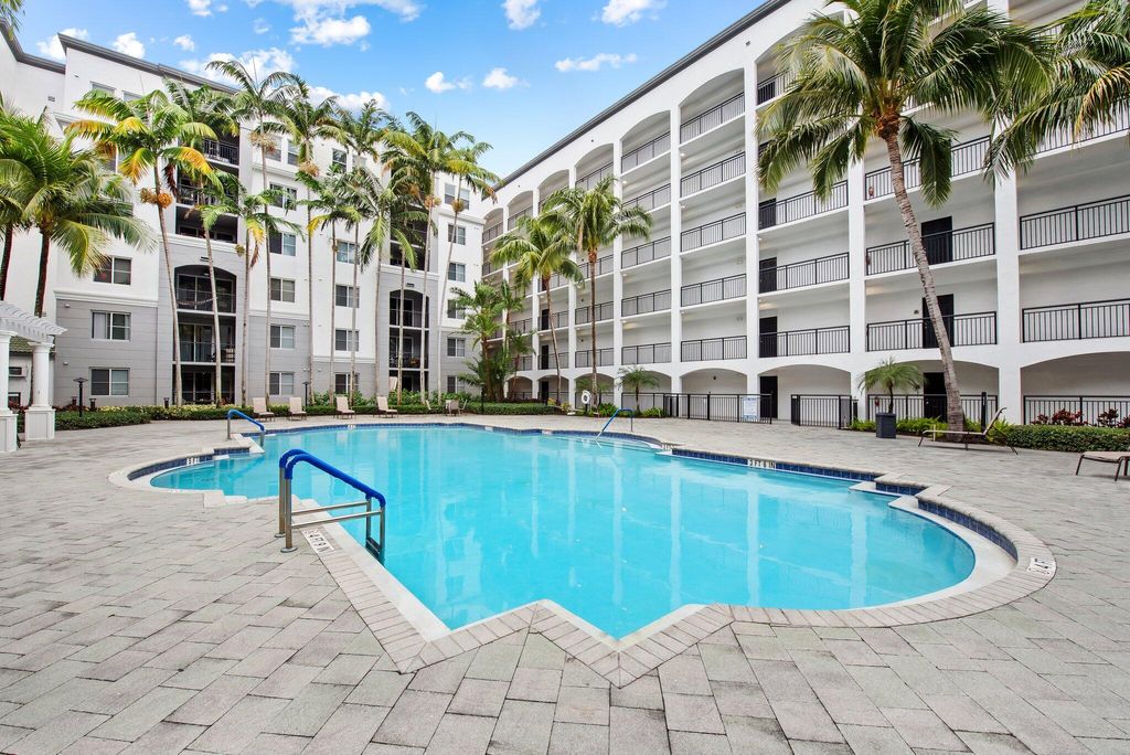Photo of 1690 Renaissance Commons Boulevard #1409, Boynton Beach, FL 33426 (MLS # R11054117)