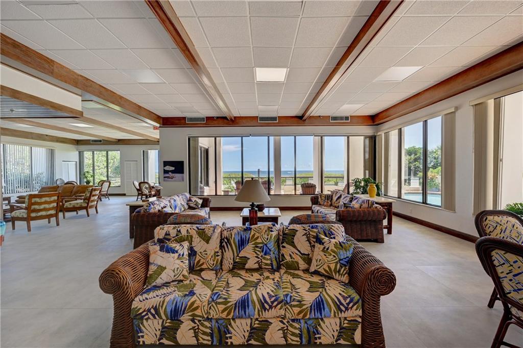 SEAPOINTE OF POMPANO - Residential