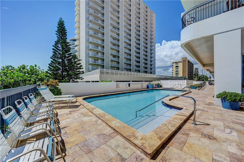 SEAPOINTE OF POMPANO - Residential