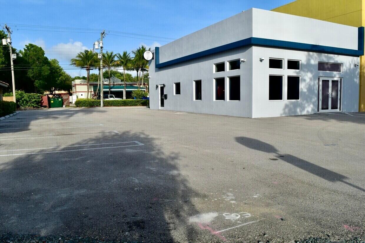 DELRAY TOWN OF - Commercial Lease
