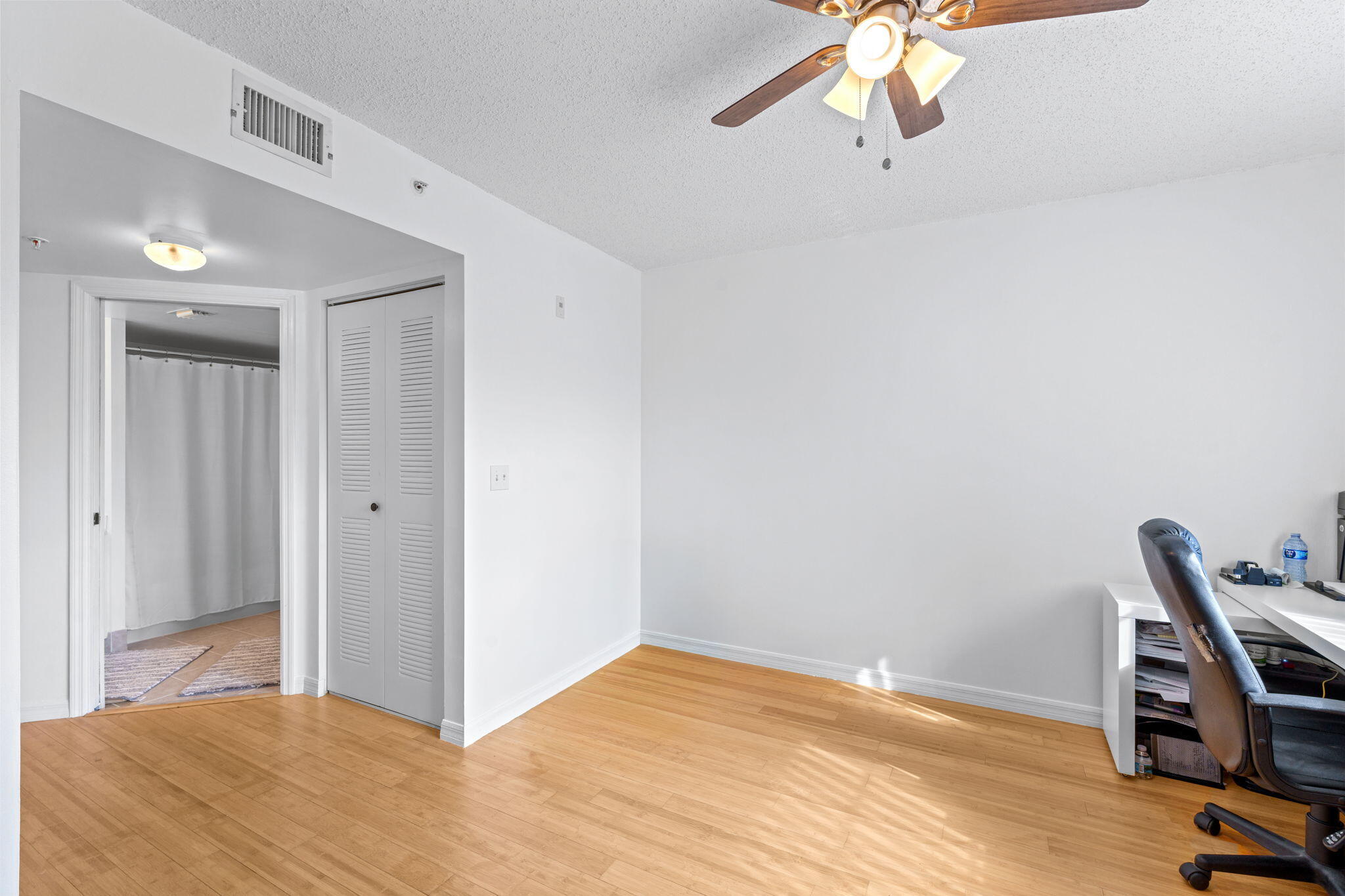 GRAND VIEW AT CRESTWOOD CONDO - Residential