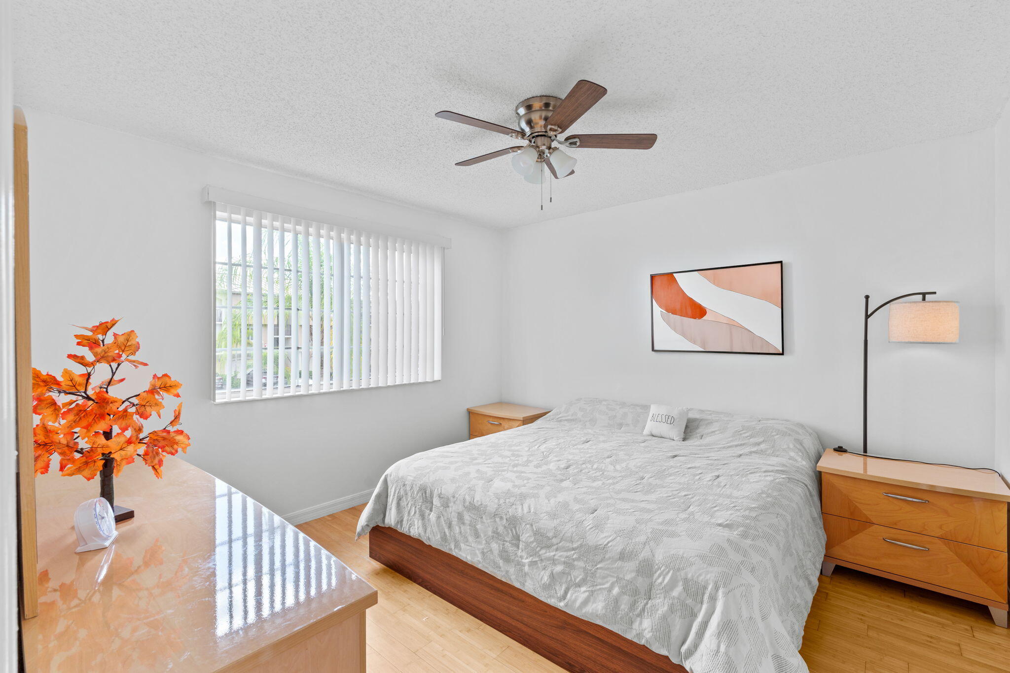 GRAND VIEW AT CRESTWOOD CONDO - Residential