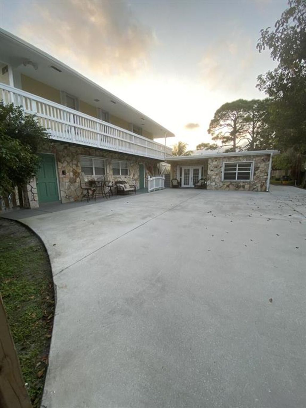 Photo of 11191 Monet Woods Road Rd, Palm Beach Gardens, FL 33410 (MLS # R10798412)