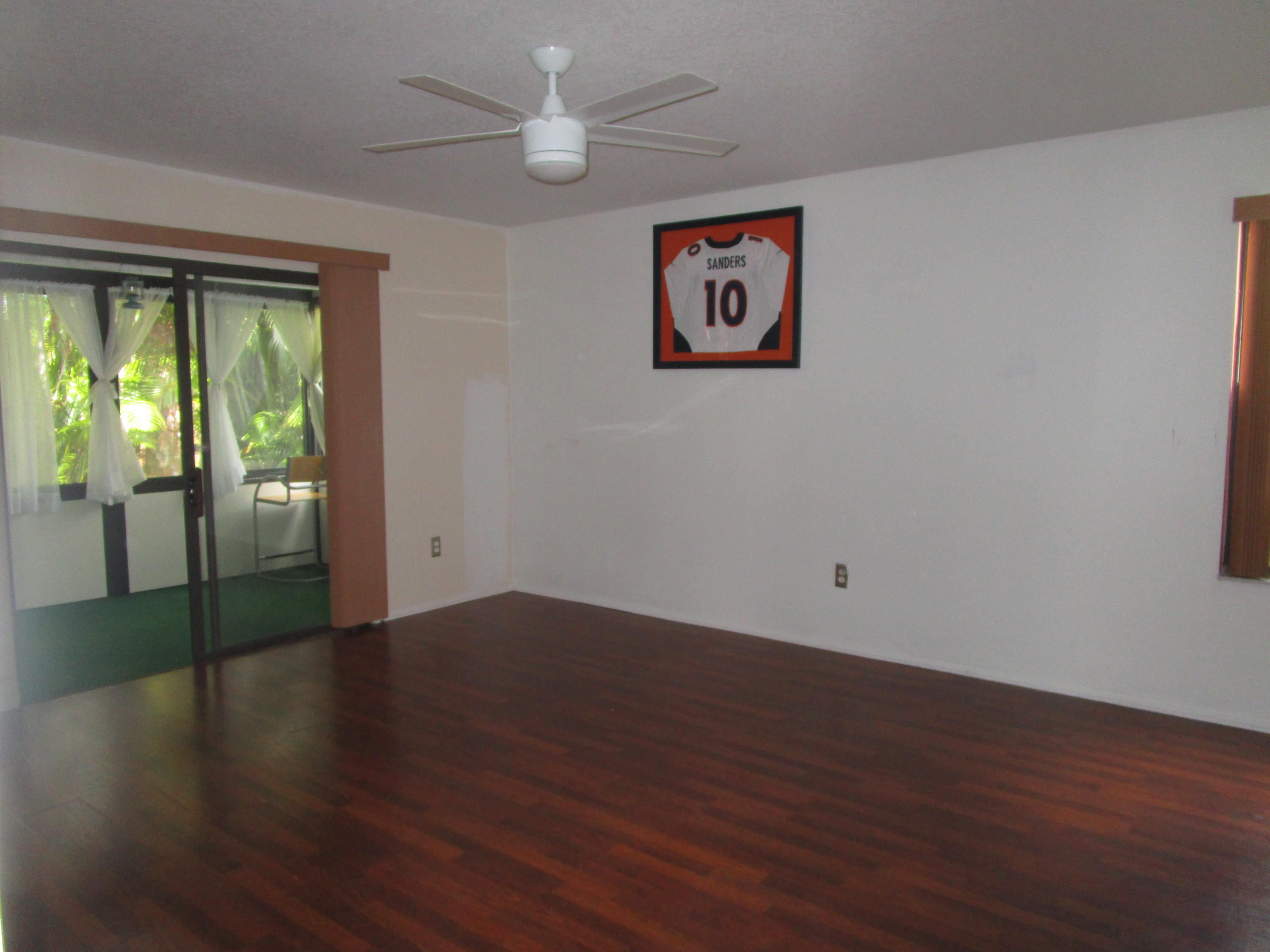 STRATHMORE GATE I UNIT ONE - Residential