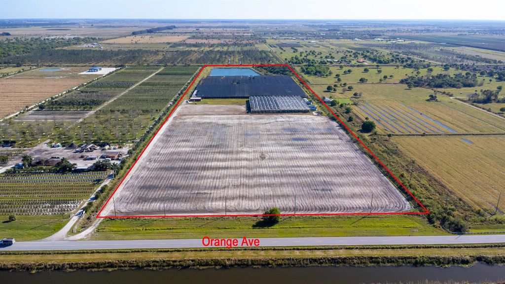 Photo of 18905 Orange Avenue, Fort Pierce, FL 34945 (MLS # R10962075)