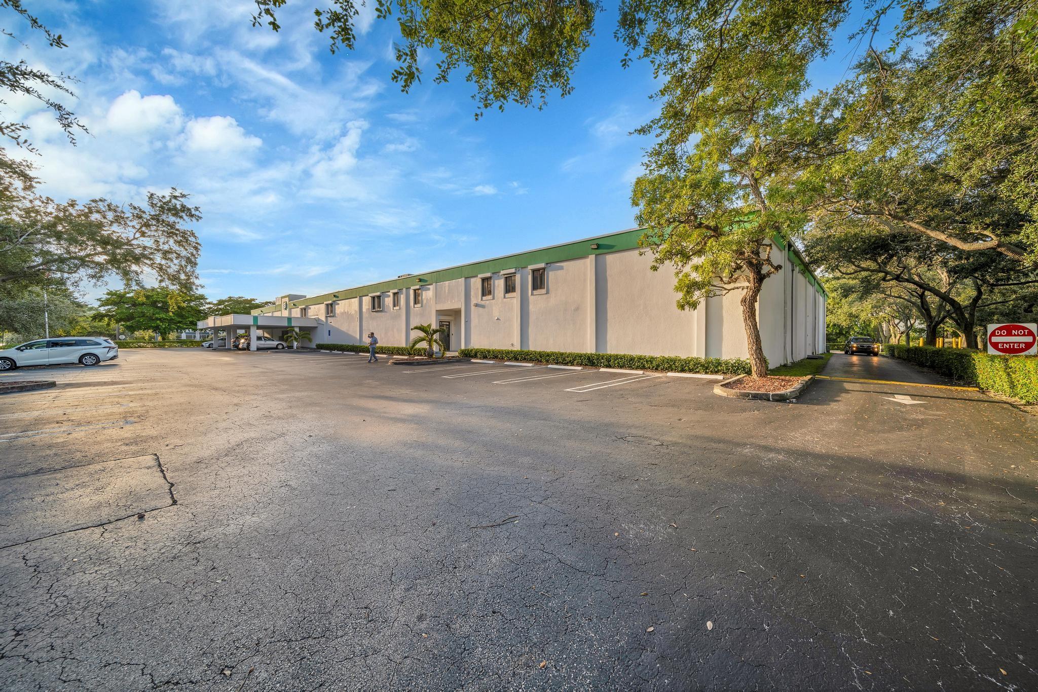 12095 NW 39th Street