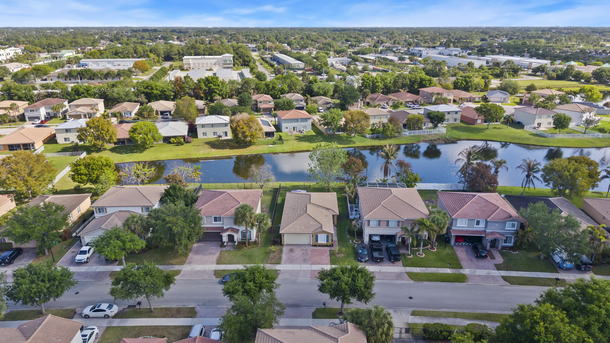 FIRST REPLAT OF PORTOFINO ISLES - Residential