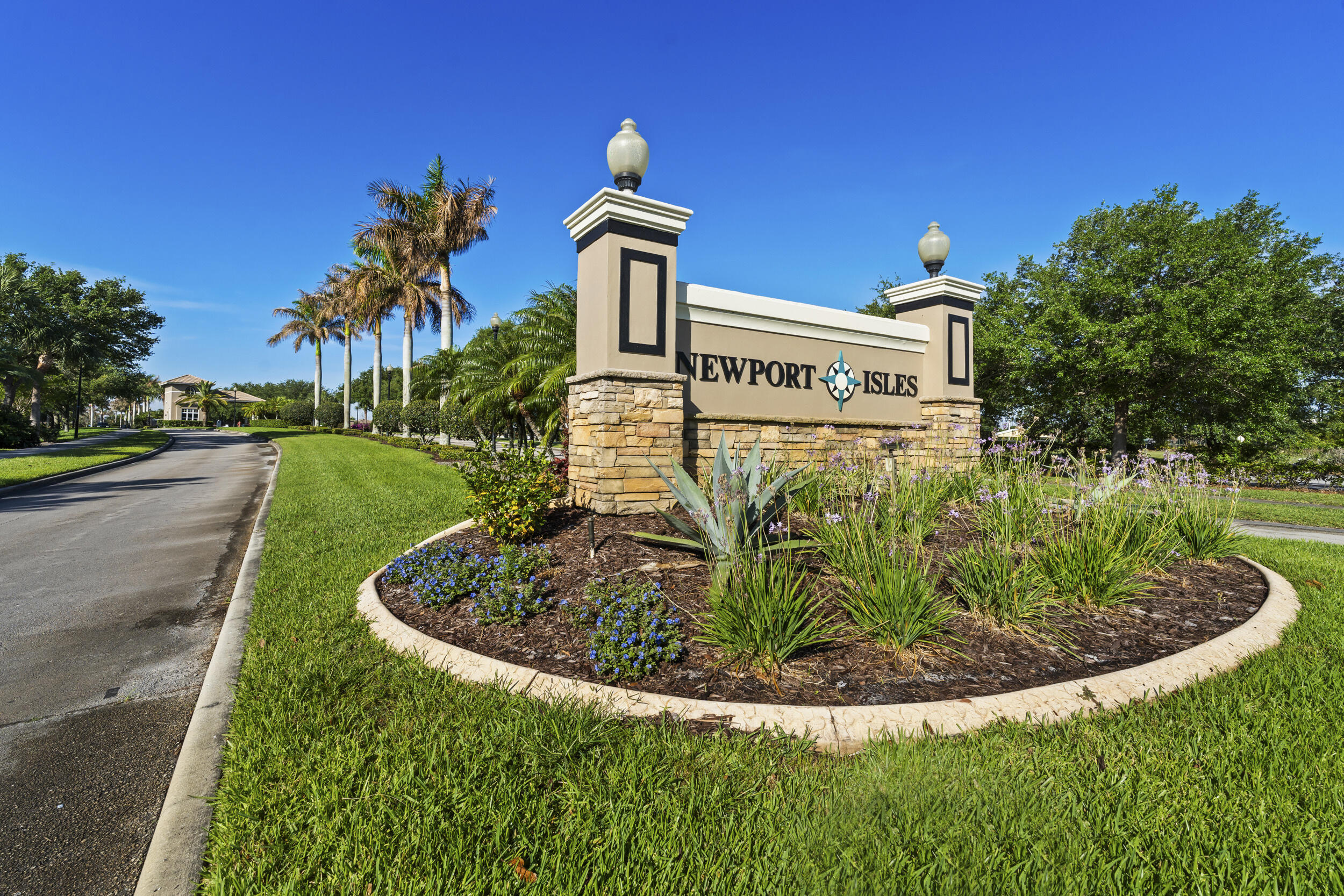 FIRST REPLAT OF PORTOFINO ISLES - Residential
