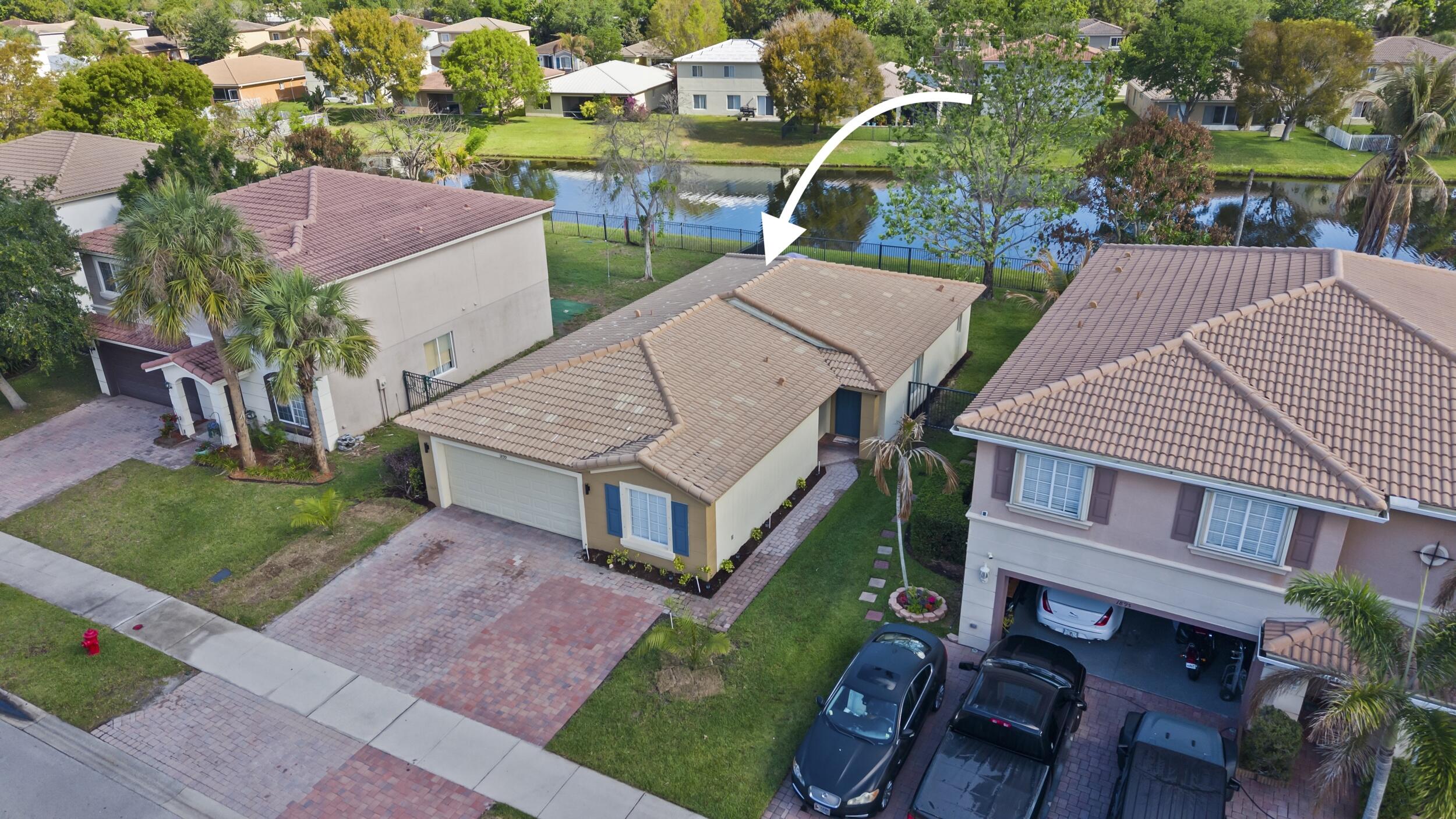 FIRST REPLAT OF PORTOFINO ISLES - Residential