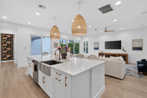 Tiny photo for 13241 Alton Road, Palm Beach Gardens, FL 33418 (MLS # B26089869)