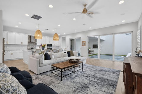 Tiny photo for 13241 Alton Road, Palm Beach Gardens, FL 33418 (MLS # B26089869)
