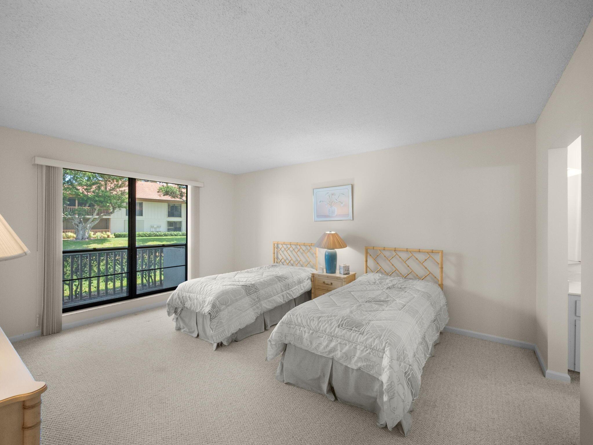 GOLF VILLAS CONDO - Residential