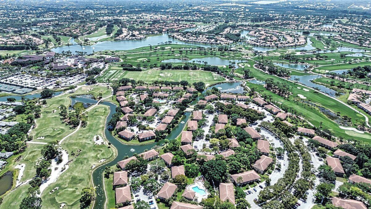 GOLF VILLAS CONDO - Residential