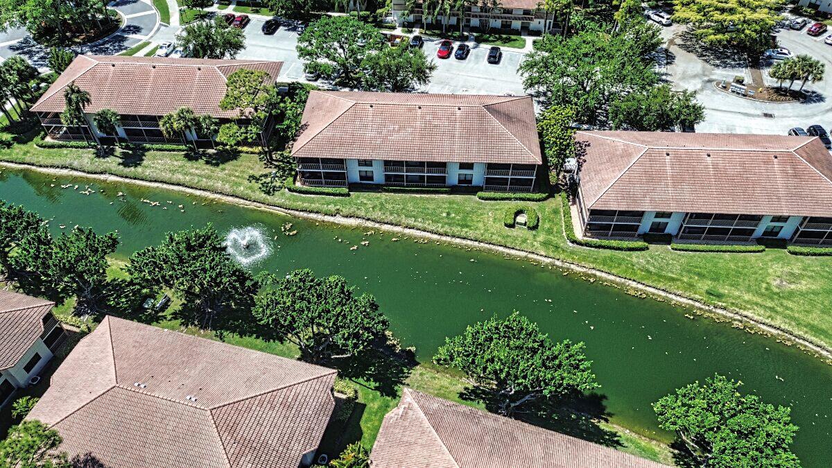 GOLF VILLAS CONDO - Residential