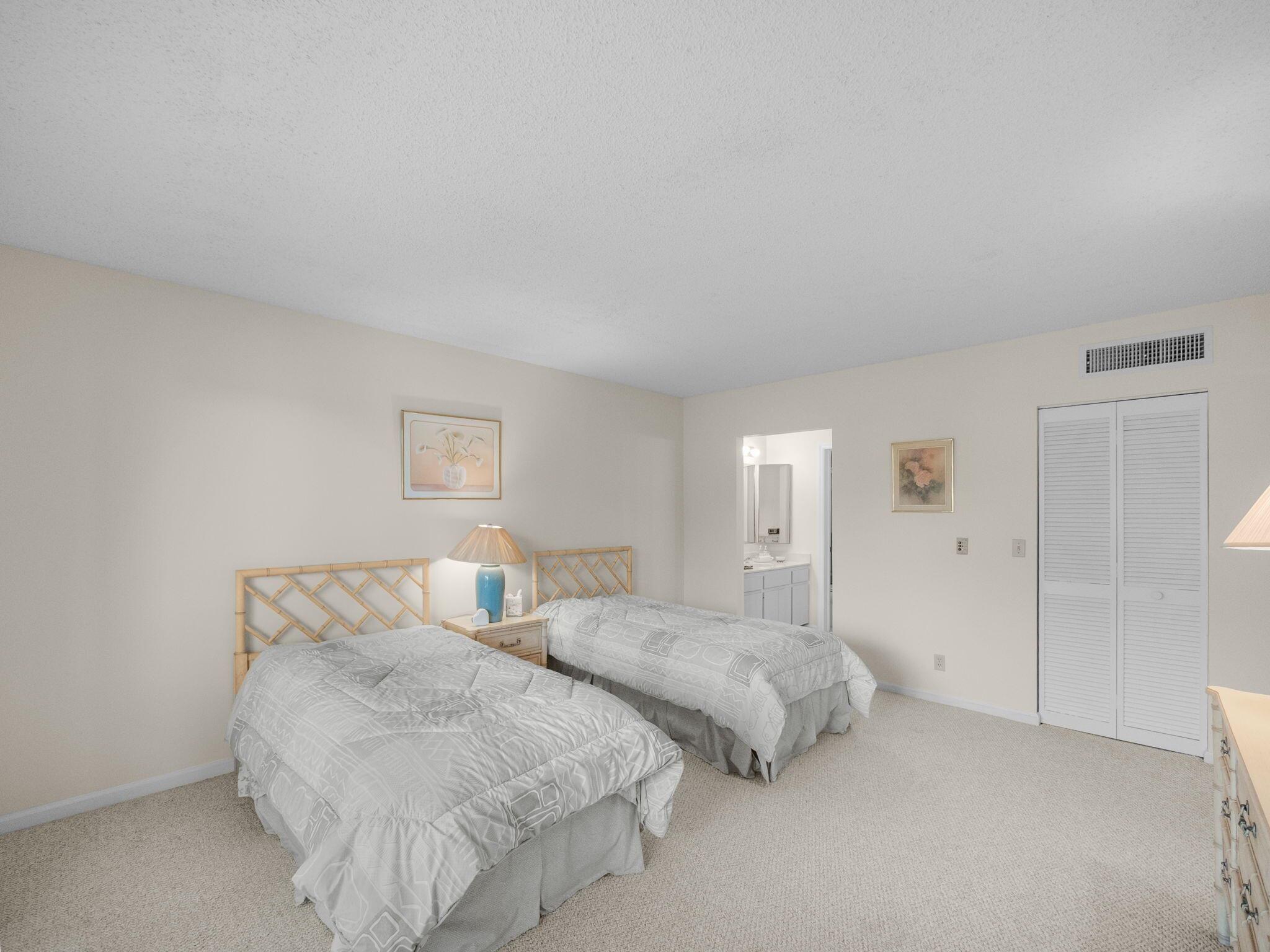 GOLF VILLAS CONDO - Residential