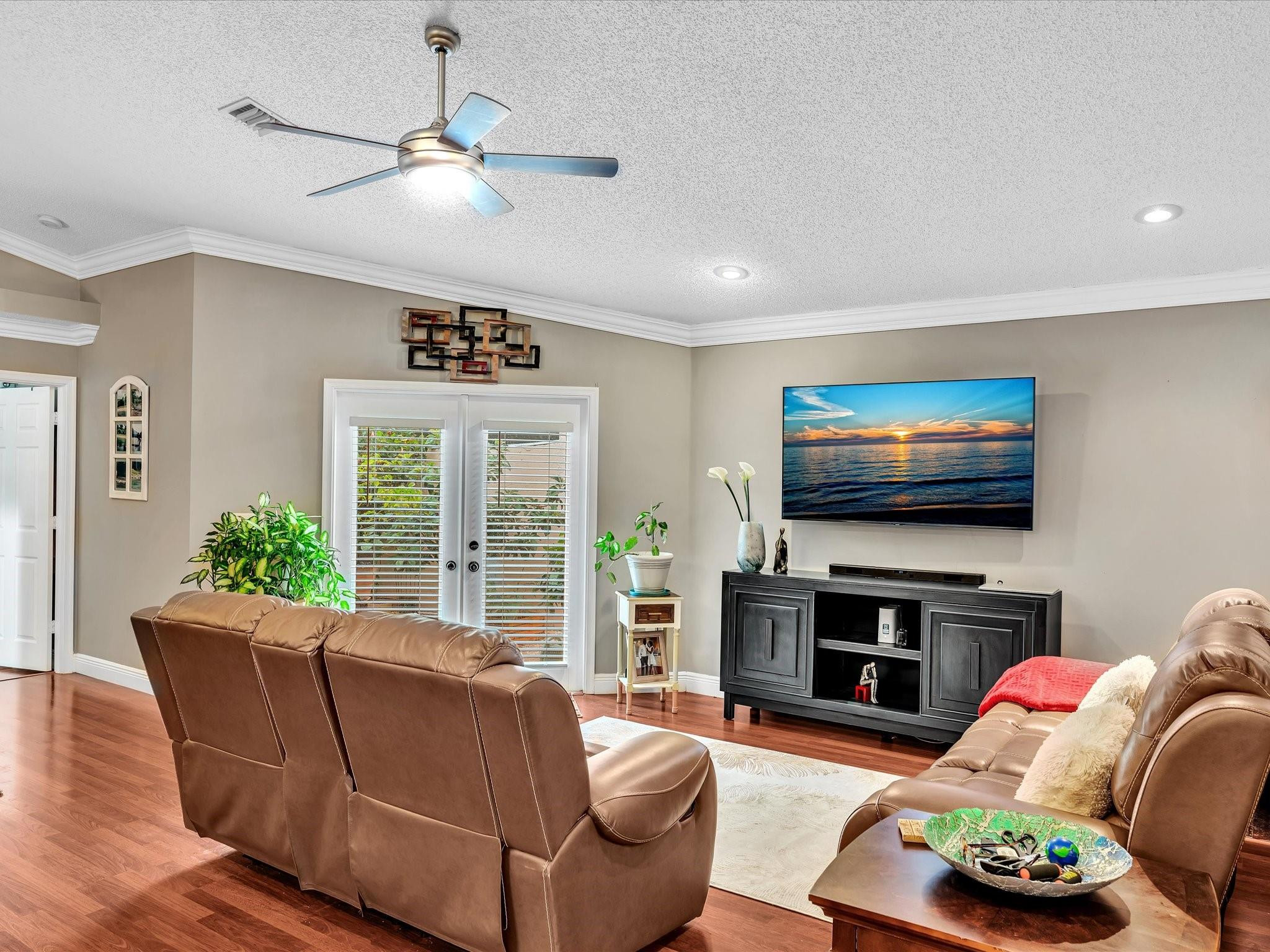 Regency Lakes At Coconut - Residential