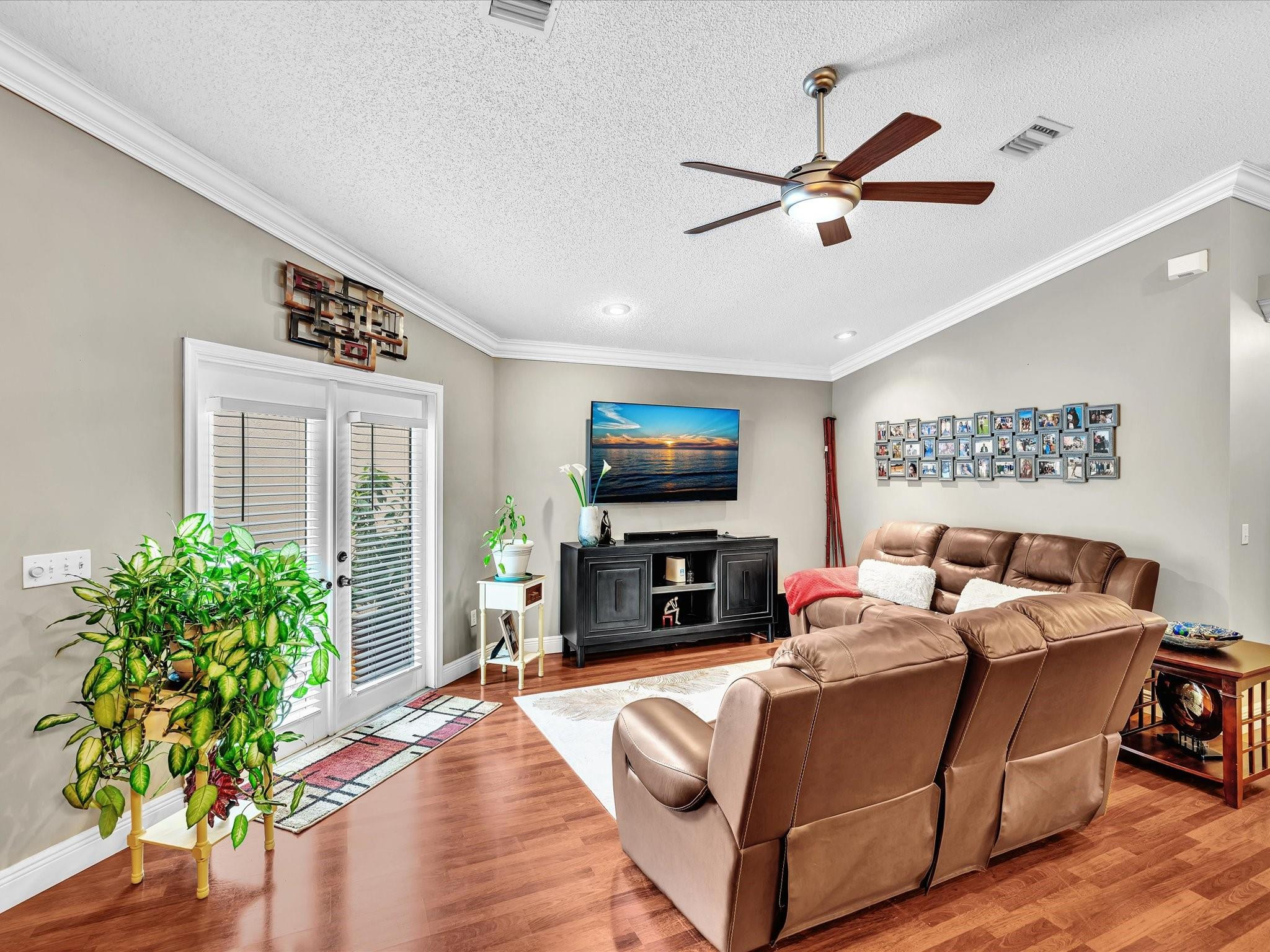 Regency Lakes At Coconut - Residential