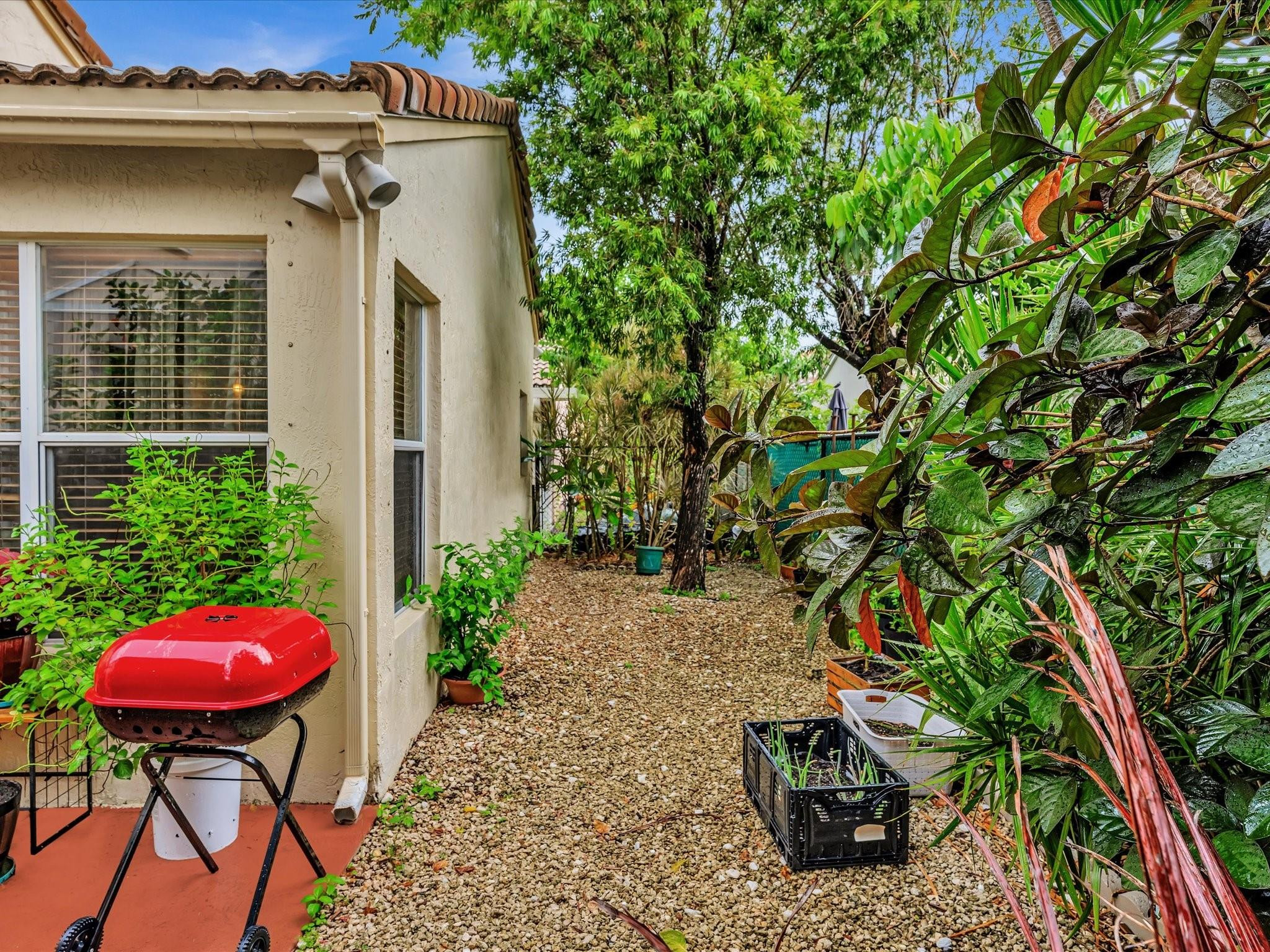 Regency Lakes At Coconut - Residential